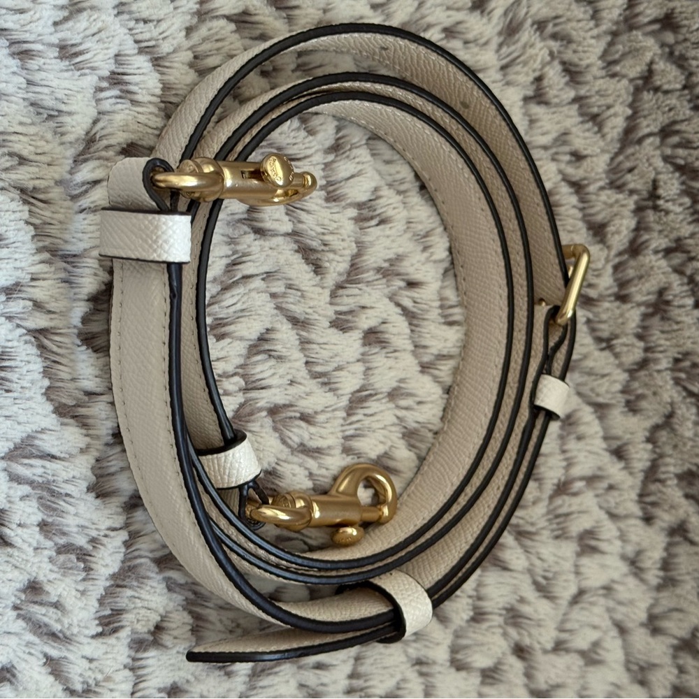 Coach Serena Satchel NWOT in Chalk - Picture 7 of 8
